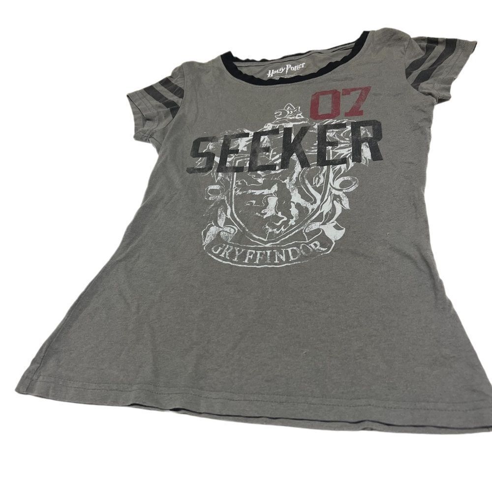 Gryffindor Seeker shirt, size s (3/5)